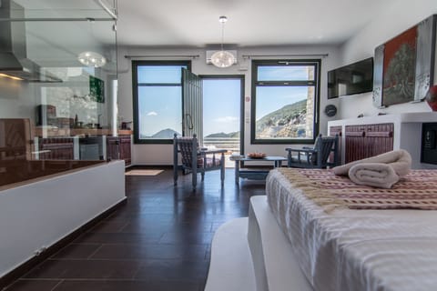 Egyptian cotton sheets, premium bedding, down comforters