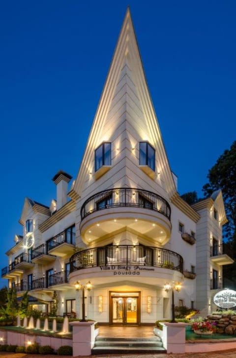 Front of property - evening/night