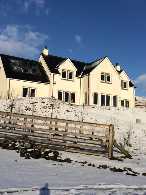 Apartment, 1 Bedroom, Lake View | Free WiFi