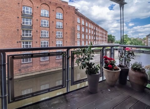 Apartment, 2 Bedrooms, River View | Terrace/patio