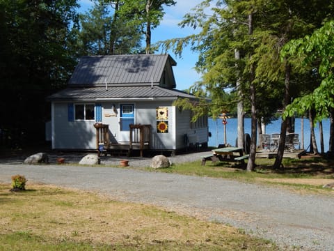 Maine Cottage of a Quilt Maker