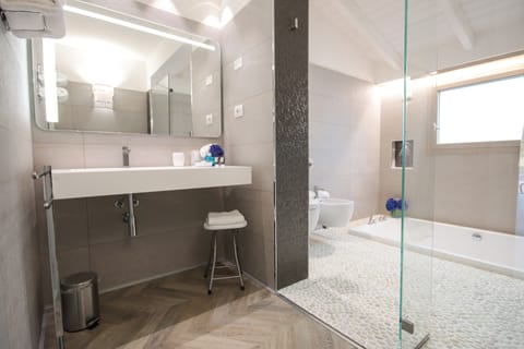 Free toiletries, hair dryer, bidet, towels