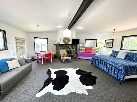 Premium bedding, rollaway beds, free WiFi, bed sheets