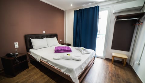 Blackout drapes, iron/ironing board, free cribs/infant beds, free WiFi