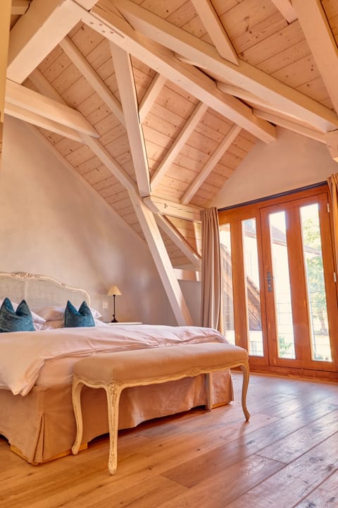 Room | Hypo-allergenic bedding, individually decorated, individually furnished