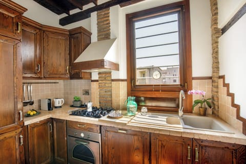 Family Apartment, 2 Bedrooms, Annex Building (Via de' Ciancaleoni, 33) | Private kitchen | Fridge, espresso maker, coffee/tea maker, electric kettle