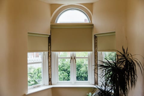 feature window