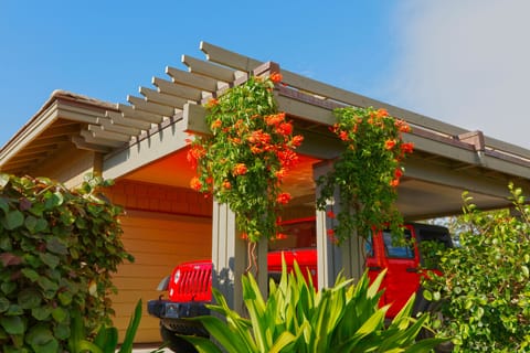 Villa 15B carport, can tandem park two cars!