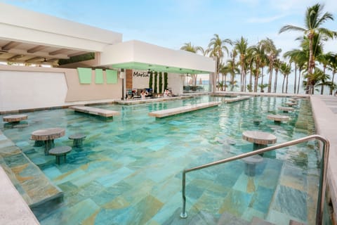 3 outdoor pools, pool umbrellas, sun loungers