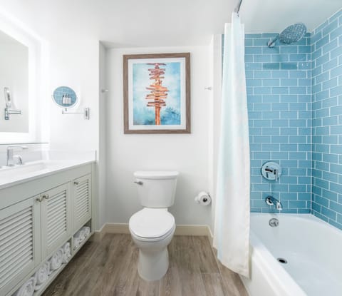 Free toiletries, hair dryer, bathrobes, slippers