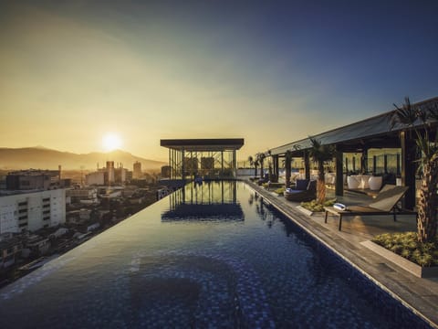 Outdoor pool, sun loungers