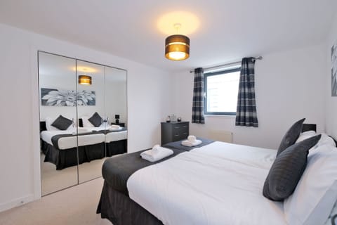 Apartment, 2 Bedrooms | Extra beds