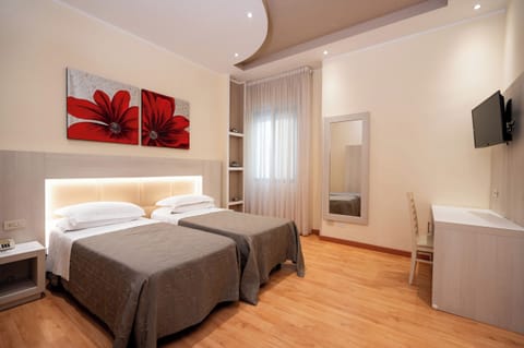 Minibar, in-room safe, desk, soundproofing