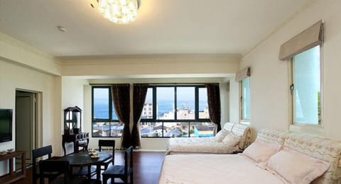 Family Room, Ocean View | Premium bedding, blackout drapes, soundproofing, WiFi (free)