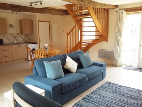 Le Grenier - open plan downstairs