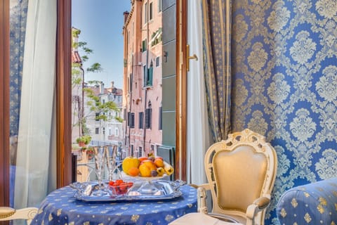 Superior Triple Room, Canal View | View from room