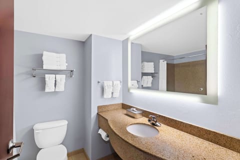 Standard Room, 2 Queen Beds, Non Smoking, Microwave | Bathroom | Free toiletries, hair dryer, towels