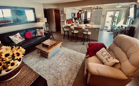 Family room/ kitchen