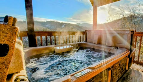 Mountain sunset from the hot tub