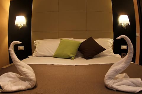 Standard Room | Premium bedding, in-room safe, desk, soundproofing