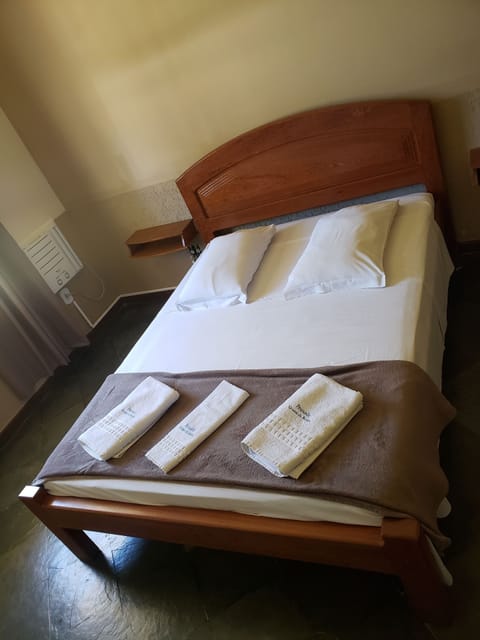 Minibar, in-room safe, iron/ironing board, free WiFi