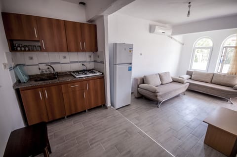 Apartment | Living area | LED TV