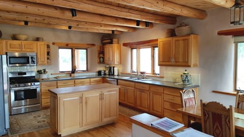 Kitchen with Dining Nook