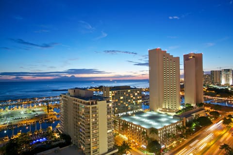 Beautiful Waikiki Evening view