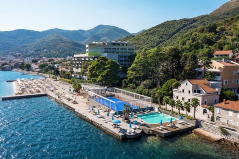 On the beach, white sand, scuba diving