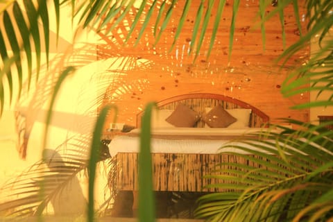 Ac luxury cottage | In-room safe, desk, free WiFi