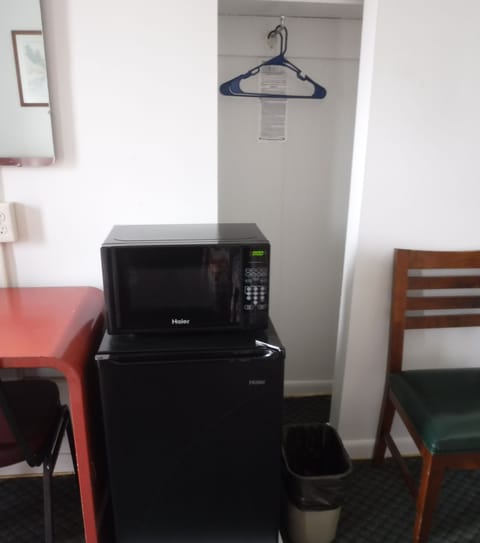 Room, 2 Double Beds, Non Smoking | Mini-refrigerator