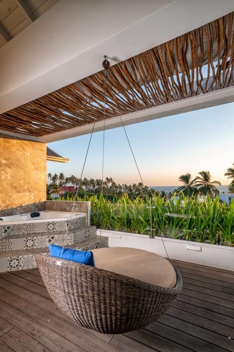Suite Spice with Sea View | Minibar, in-room safe, desk, free WiFi