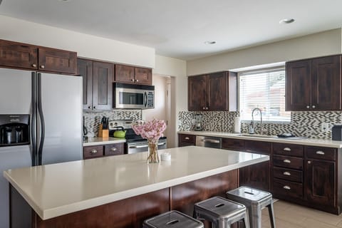Large entertaining kitchen with island