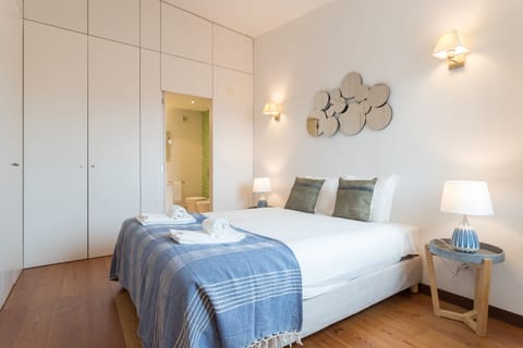 Apartment, 2 Bedrooms, River View | 2 bedrooms, soundproofing, iron/ironing board, free WiFi