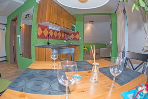 kitchen with dinning table