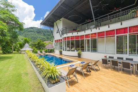 Front Villa