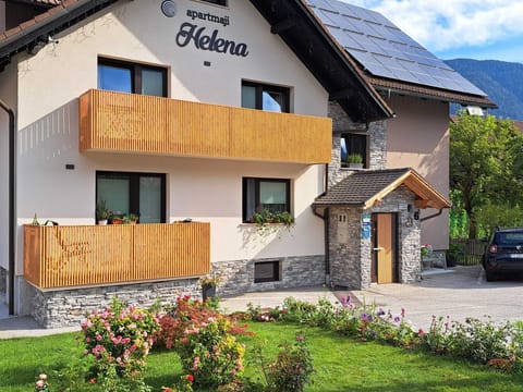 Exterior of the apartments Helena