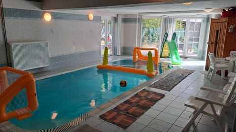 Swimming pool,sauna,jacuzzi water games