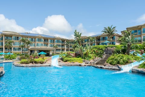 Lazy River With 2 Open Slides + Waterfalls + 3 Sand Bottom Jacuzzi's