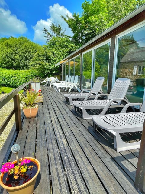 Swimming pool decking 