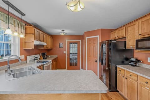 Countertop and cabinet space available