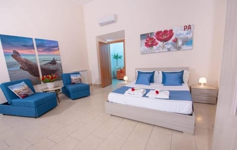 Quadruple Room, Private Bathroom (External) | Hypo-allergenic bedding, down comforters, memory foam beds, free minibar