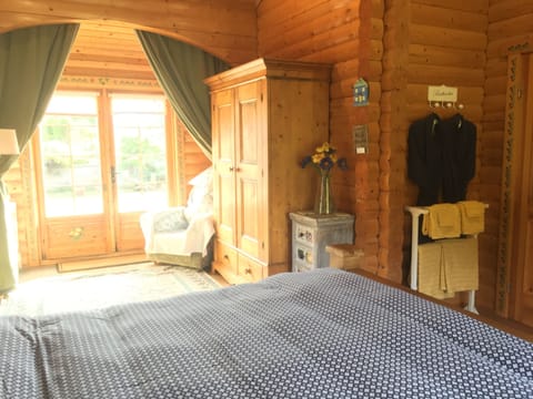 Superior Double Room, Patio | Egyptian cotton sheets, premium bedding, down comforters, desk