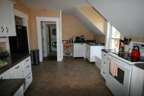 Kitchen - Plenty of Cabinets, Counter Space, Pots & Pats, Dishes, Etc
