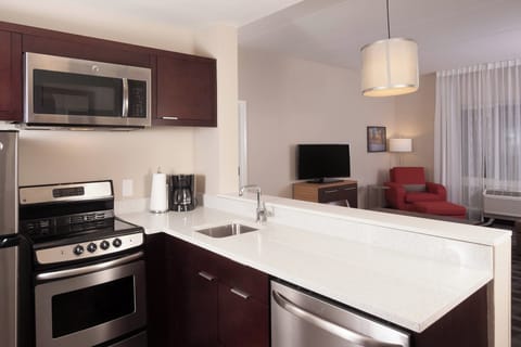 Suite, 2 Bedrooms | In-room safe, desk, laptop workspace, iron/ironing board