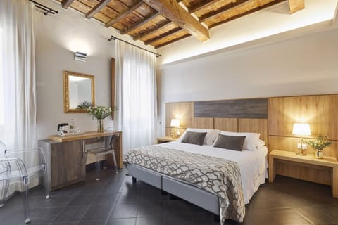 Deluxe Double Room (1° floor) | Egyptian cotton sheets, premium bedding, down comforters