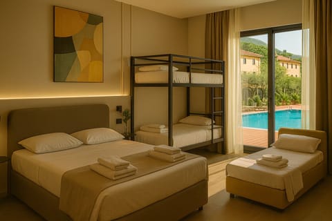 Comfort Studio Suite, Pool View | Premium bedding, down comforters, in-room safe, desk