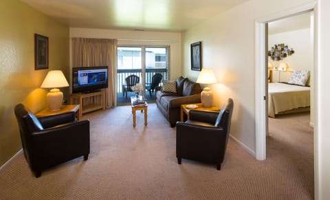 Deluxe Villa, 2 Bedrooms | Living area | Flat-screen TV