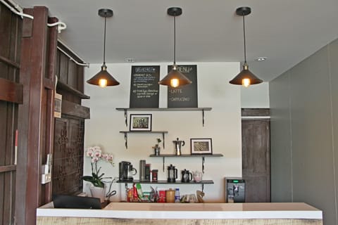 Coffee shop