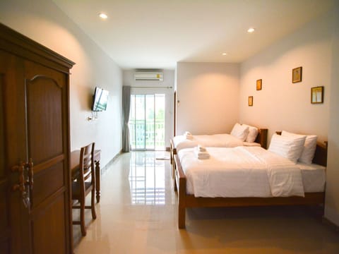 Twin Room | Rollaway beds, free WiFi